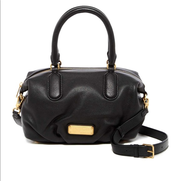 Marc Jacobs Handbags - MARC JACOBS crossbody hybrid legend satchel